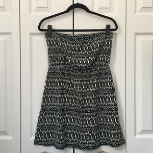 Printed Strapless Dress